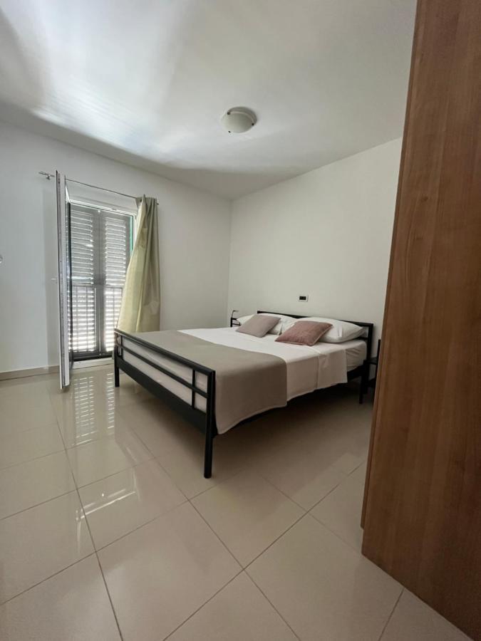 Apartments Pisacic Bibinje Exterior foto
